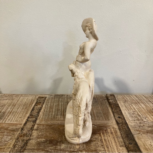 Cast Resin Statue Woman with Dogs Cream Colored Sculpture - Picture 4 of 16